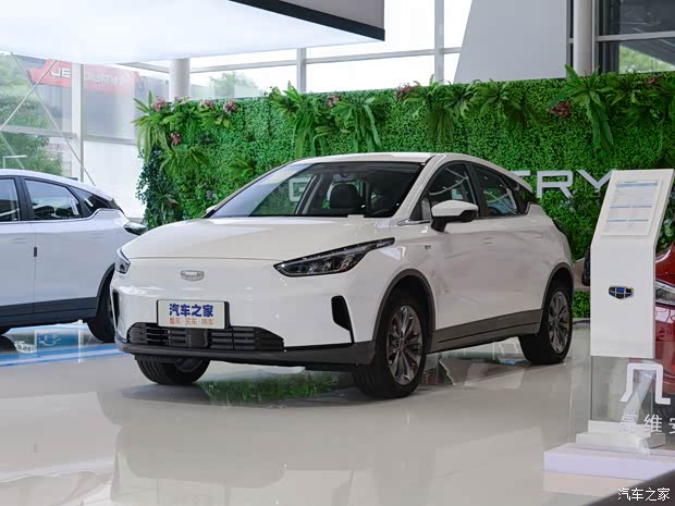 幾何汽車 幾何C 2020款 優(yōu)選續(xù)航版 400KM C+
