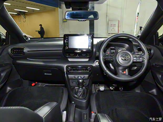丰田(进口) YARiS(进口) 2020款 GR YARiS 日本版 丰田(进口) YARiS(进口) 2020款 GR YARiS 日本版