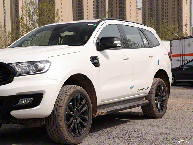江铃福特 撼路者 2020款 运动版 2.3T 汽油自动四驱豪华版 7座 国VI