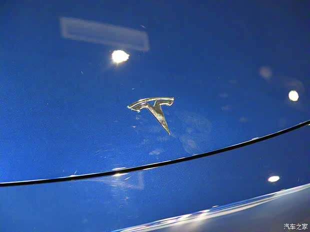 特斯拉中國 Model Y 2021款 標(biāo)準(zhǔn)續(xù)航后驅(qū)版