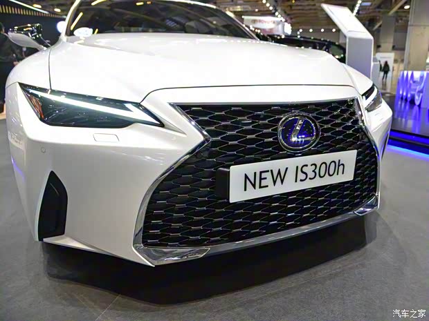 雷克薩斯 雷克薩斯IS 2021款 300h 中國澳門版
