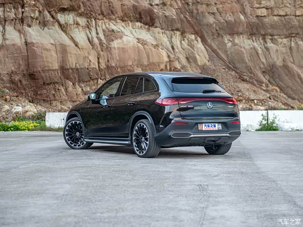 北京奔驰 奔驰EQE SUV 2023款 350 4MATIC 欧洲版 北京奔驰 奔驰EQE SUV 2023款 350 4MATIC 欧洲版