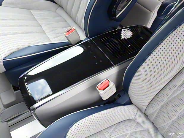 上汽集团 荣威iMAX8 2021款 400TGI Supreme系列至尊版 上汽集团 荣威iMAX8 2021款 400TGI Supreme系列至尊版