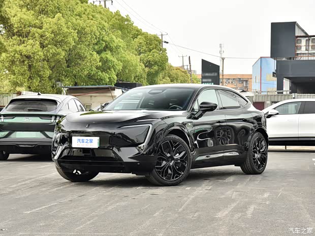 阿維塔科技 阿維塔11 2022款 011 MMW聯(lián)名限量款