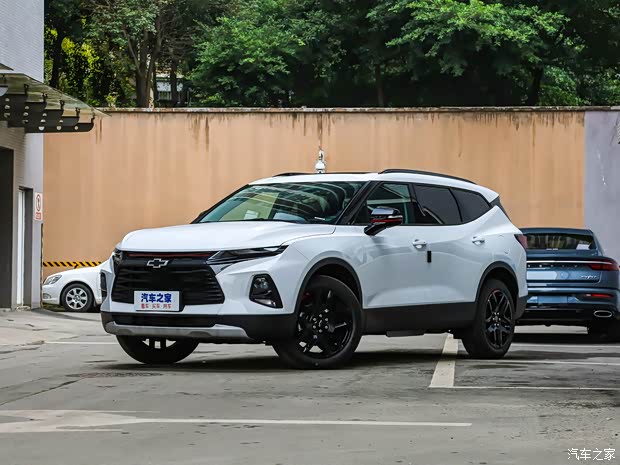 上汽通用雪佛兰 开拓者 2021款 轻混 650T Redline 5座 型版 上汽通用雪佛兰 开拓者 2021款 轻混 650T Redline 5座 型版