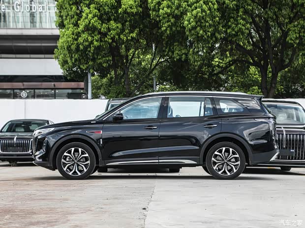 一汽紅旗 紅旗HS7 2023款 2.0T 自動四驅(qū)旗暢版 六座