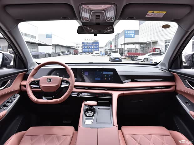 长安汽车 长安CS75 PLUS 2023款 第二代 1.5T 自动尊贵型 长安汽车 长安CS75 PLUS 2023款 第二代 1.5T 自动尊贵型