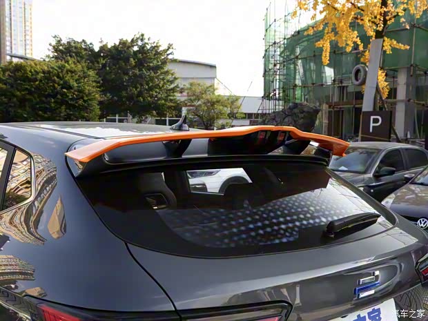 长安汽车 长安欧尚X5 2022款 1.5T DCT旋风冲锋版