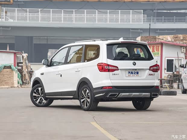 東風(fēng)風(fēng)行 風(fēng)行SX6 2022款 1.6L 手動豪華型-青春版 東風(fēng)風(fēng)行 風(fēng)行SX6 2022款 1.6L 手動豪華型-青春版