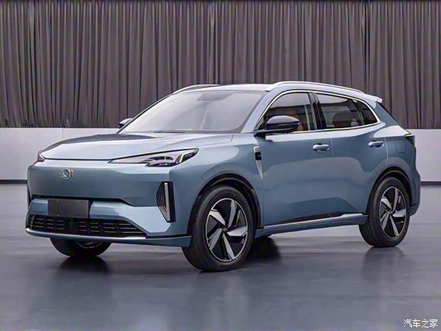 长安启源 长安启源Q05 2023款 插电式混合动力基本型 长安启源 长安启源Q05 2023款 插电式混合动力基本型