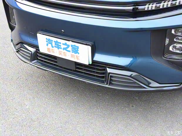 睿藍(lán)汽車 睿藍(lán)9 2023款 創(chuàng)始版 6座