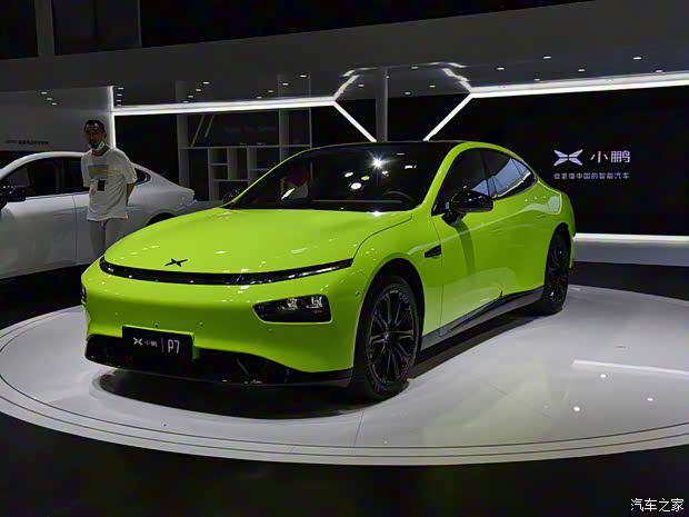 小鵬汽車 小鵬汽車P7 2021款 后驅(qū)超長續(xù)航鵬翼版