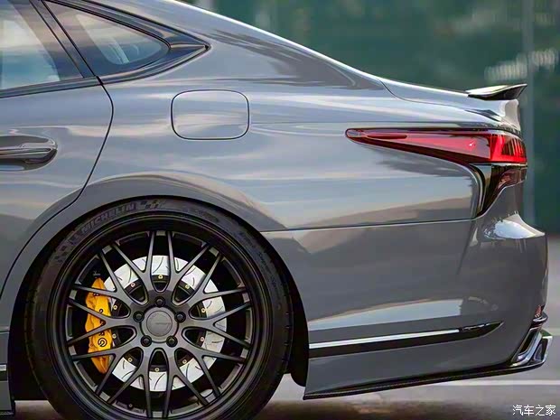 雷克萨斯 雷克萨斯LS 2019款 500 F SPORT SEMA改装版 雷克萨斯 雷克萨斯LS 2019款 500 F SPORT SEMA改装版
