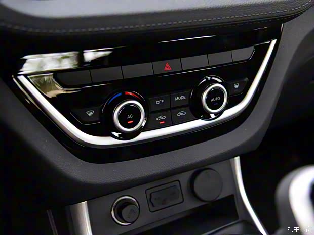 江西五十鈴 瑞邁 2019款 瑞邁S 2.5T四驅(qū)柴油超豪華款加長版JE4D25Q5A