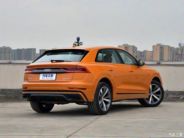 奥迪(进口) 奥迪Q8 2019款 55 TFSI 甄选动感型 奥迪(进口) 奥迪Q8 2019款 55 TFSI 甄选动感型