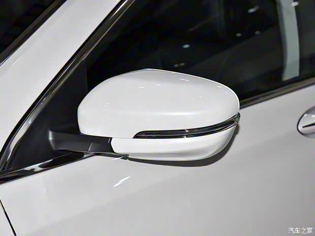 吉利汽车 博瑞 2021款 1.8T 领航版