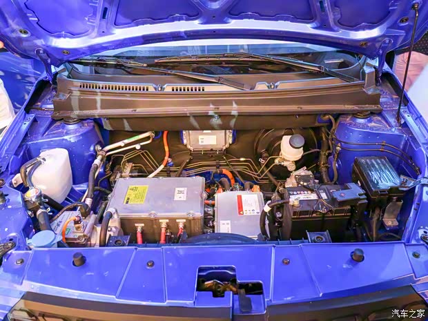 領(lǐng)途汽車 領(lǐng)途K-ONE 2018款 400 豪華型 領(lǐng)途汽車 領(lǐng)途K-ONE 2018款 400 豪華型