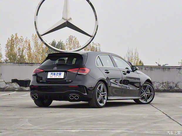 梅賽德斯-AMG 奔馳A級(jí)AMG(進(jìn)口) 2022款 AMG A 45 4MATIC+