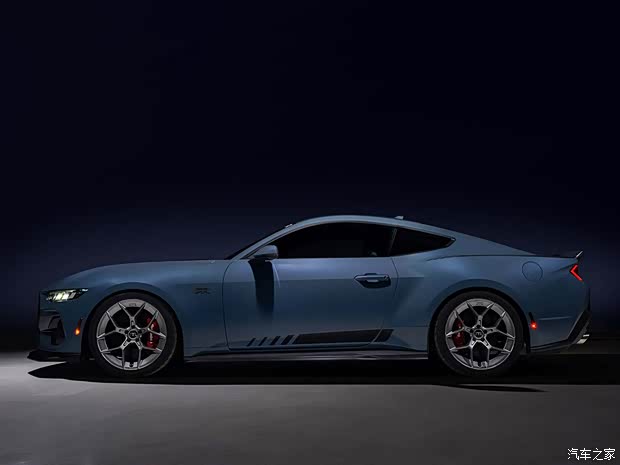 福特(進(jìn)口) Mustang 2024款 RTR Spec 2