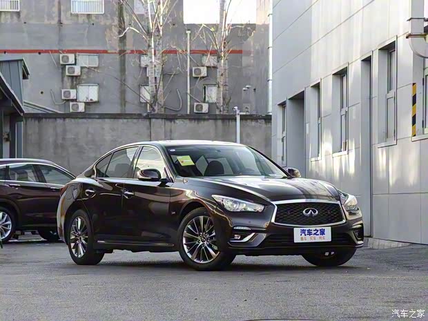 東風英菲尼迪 英菲尼迪Q50L 2018款 2.0T 豪華版