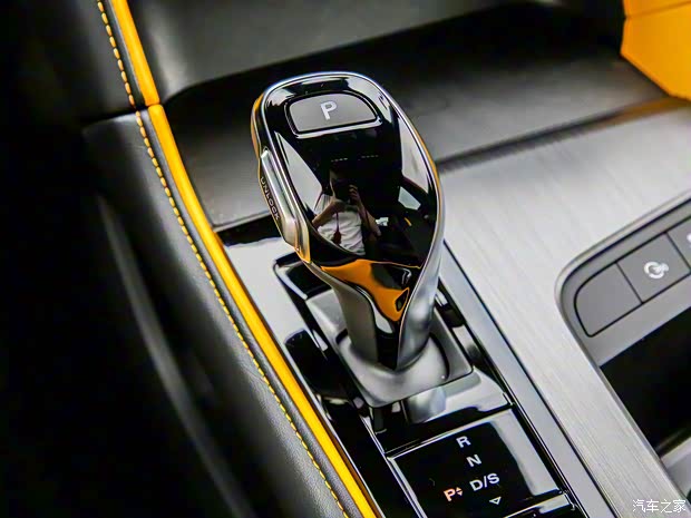 上汽集團(tuán) 名爵6 2020款 1.5T 自動(dòng)Trophy智駕旗艦版