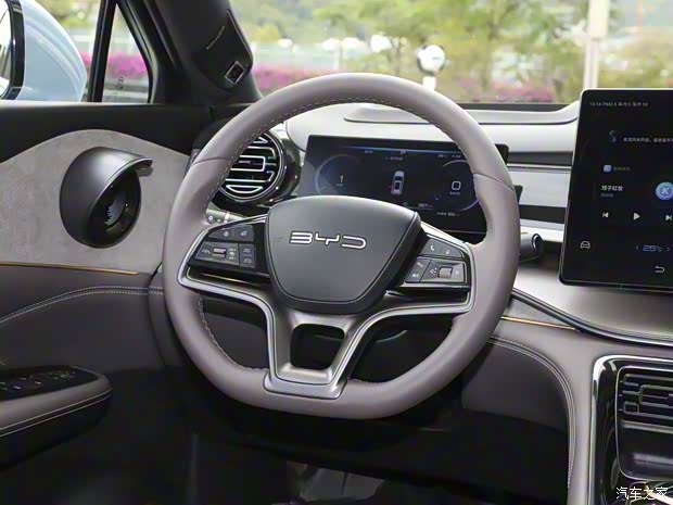比亞迪 護衛(wèi)艦07 2023款 DM-i 高配版