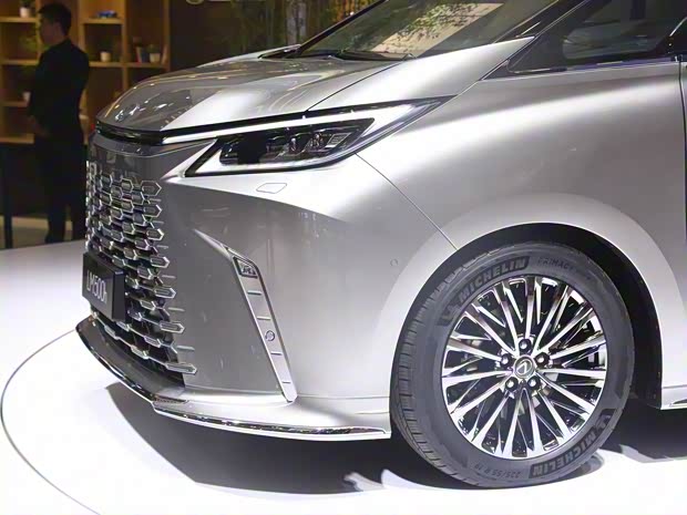 雷克薩斯 雷克薩斯LM 2023款 基本型