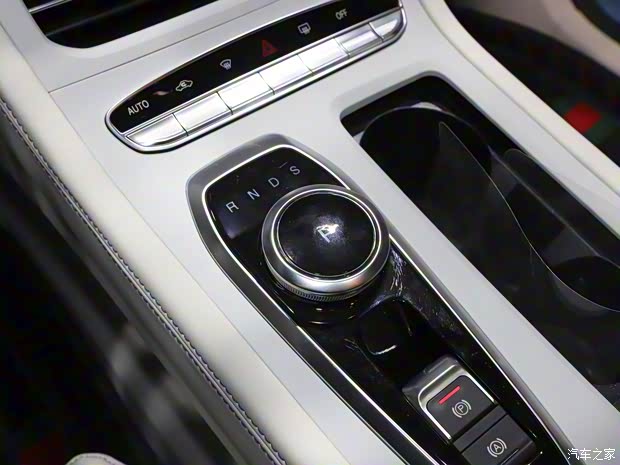 創(chuàng)維汽車 創(chuàng)維EV6 2023款 總裁版 創(chuàng)維汽車 創(chuàng)維EV6 2023款 總裁版