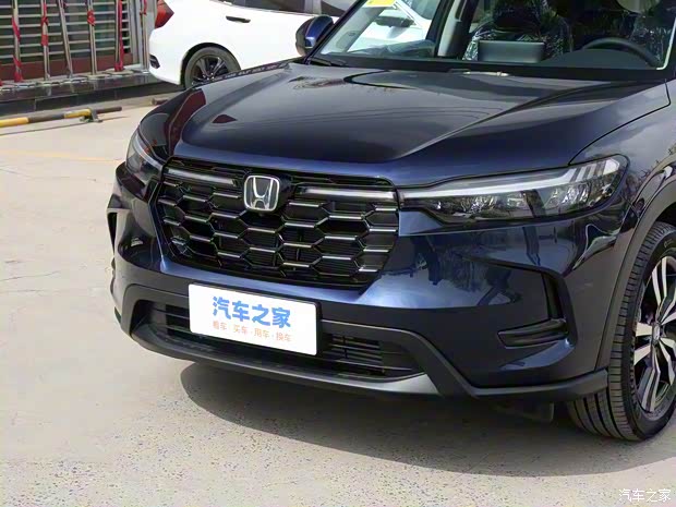 東風(fēng)本田 本田HR-V 2023款 240TURBO 頂配版