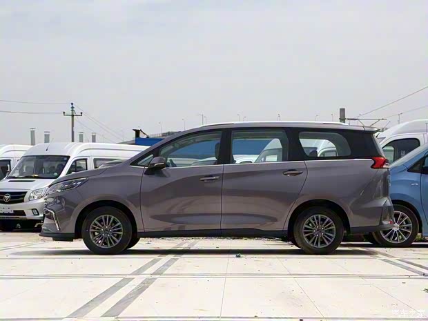 上汽大通 上汽MAXUS G50 2019款 1.3T 手动精英版 国VI