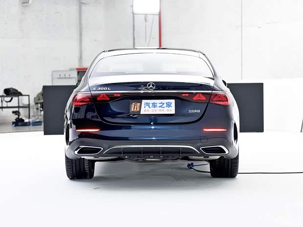 北京奔馳 奔馳E級(jí) 2024款 E 300 L 運(yùn)動(dòng)型