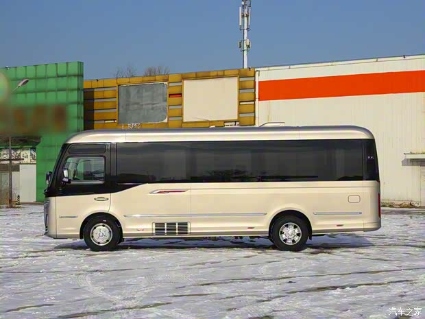 一汽红旗 红旗国悦 2024款 3.0T 旗舰版 17座