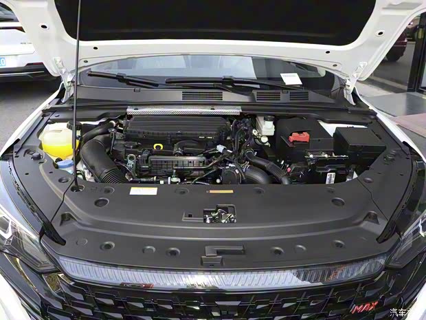 东风乘用车 奕炫MAX 2021款 1.5T 超酷型爸版