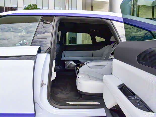 華人運(yùn)通 高合HiPhi Z 2023款 四座版