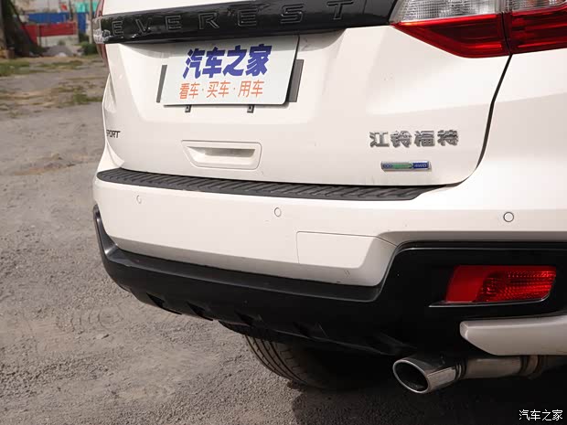 江铃福特 撼路者 2020款 运动版 2.3T 汽油自动四驱豪华版 7座 国VI