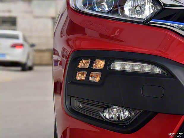 东风本田 思铭X-NV 2020款 电掣版