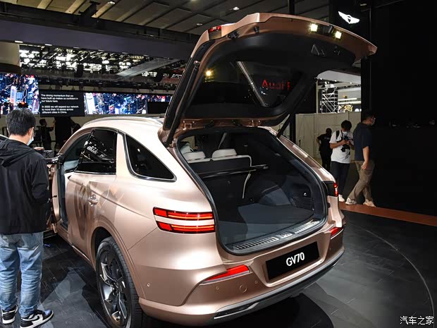 捷尼賽思 捷尼賽思純電GV70 2022款 基本型