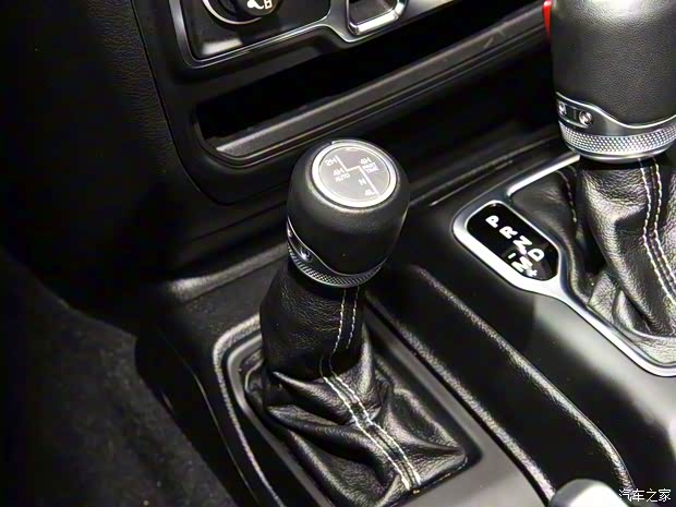 Jeep(进口) 角斗士 2022款 先行版 Jeep(进口) 角斗士 2022款 先行版