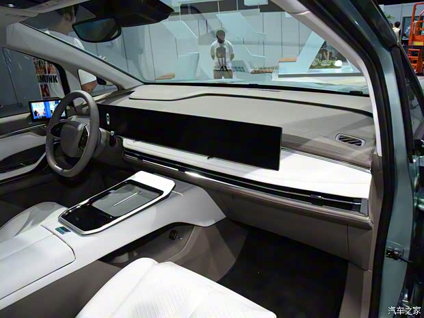 上汽大通 上汽大通MAXUS 大家7 2023款 高山六座版