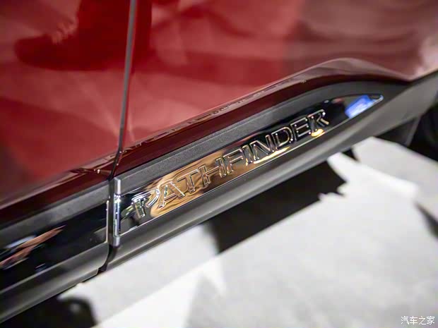 日产(进口) Pathfinder 2021款 3.5L Platinum 4WD 美国版