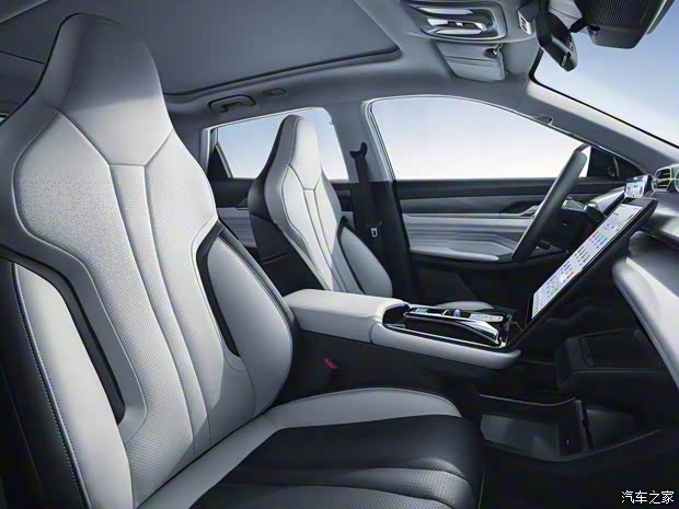 東風(fēng)乘用車(chē) 皓瀚 2023款 1.5T MHD