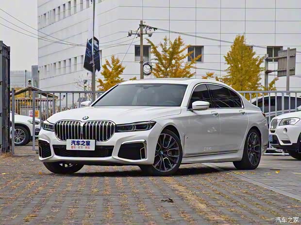 寶馬(進(jìn)口) 寶馬7系 2019款 改款 750Li xDrive V8 M運(yùn)動(dòng)套裝
