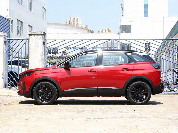 東風(fēng)標(biāo)致 標(biāo)致4008 2022款 400THP 炫夜科技版