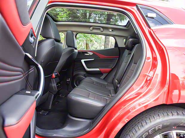 长城汽车 WEY VV5 2021款 1.5T 两驱智先锋