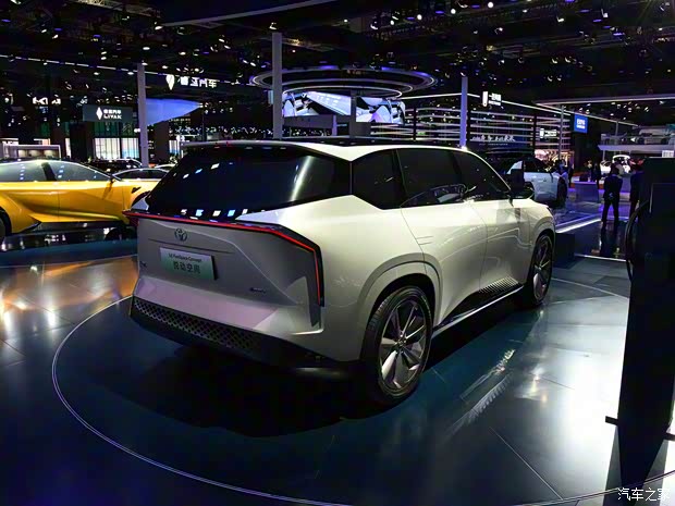 丰田(进口) 悦动空间 2023款 Concept 丰田(进口) 悦动空间 2023款 Concept