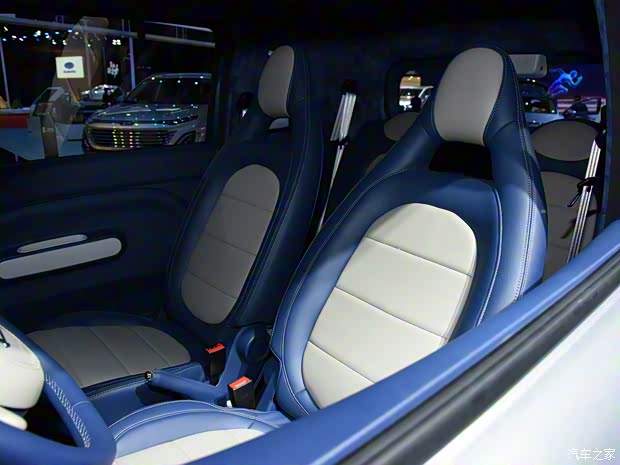 一汽奔騰 奔騰小馬 2023款 基本型