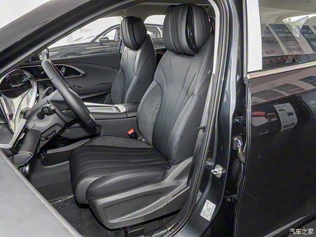 星途 星途凌云 2024款 300T 兩驅(qū)星耀版