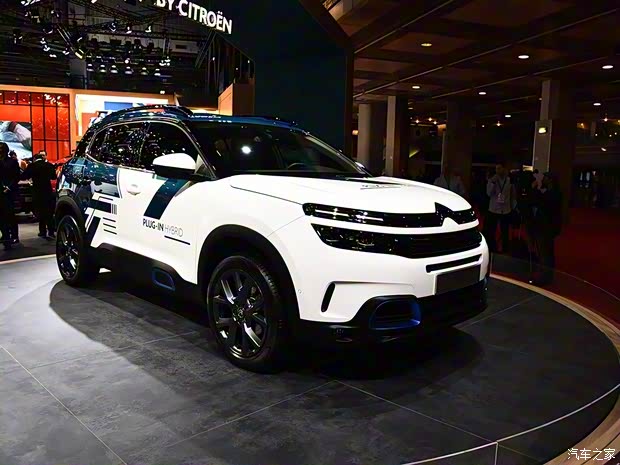 雪铁龙(进口) 雪铁龙C5 AIRCROSS新能源 2018款 基本型 雪铁龙(进口) 雪铁龙C5 AIRCROSS新能源 2018款 基本型