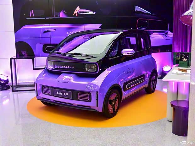 上汽通用五菱 寶駿KiWi EV 2021款 高定款