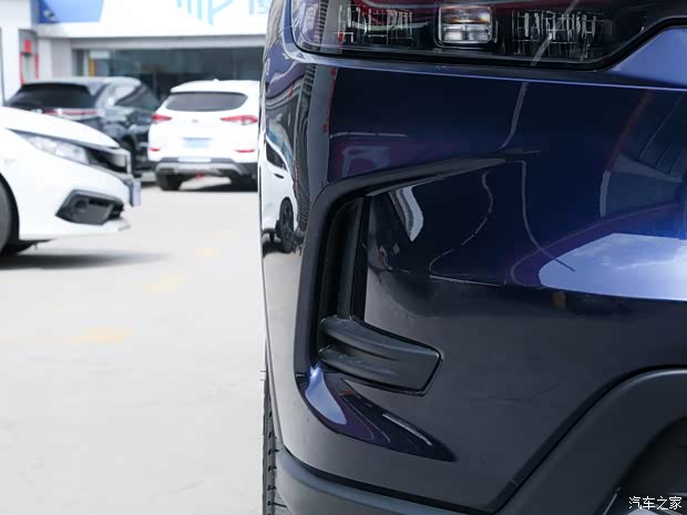 東風(fēng)本田 本田HR-V 2023款 240TURBO 頂配版